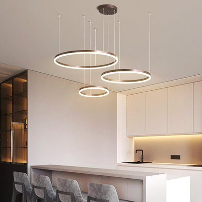 LunaGlow – Elegante Cirkelvormige Metalen Kroonluchter