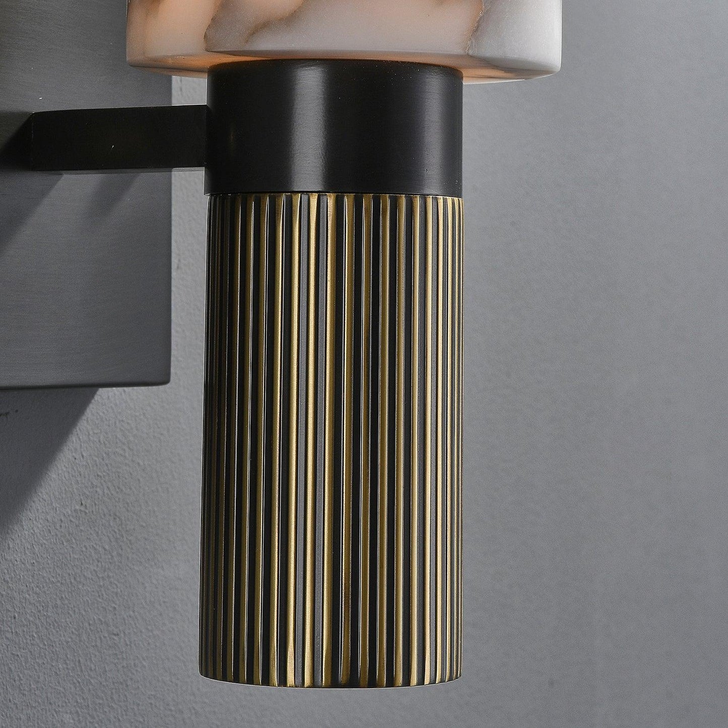 CAVEO Wandlamp van Koper – Minimalistisch Design & E27 Fitting