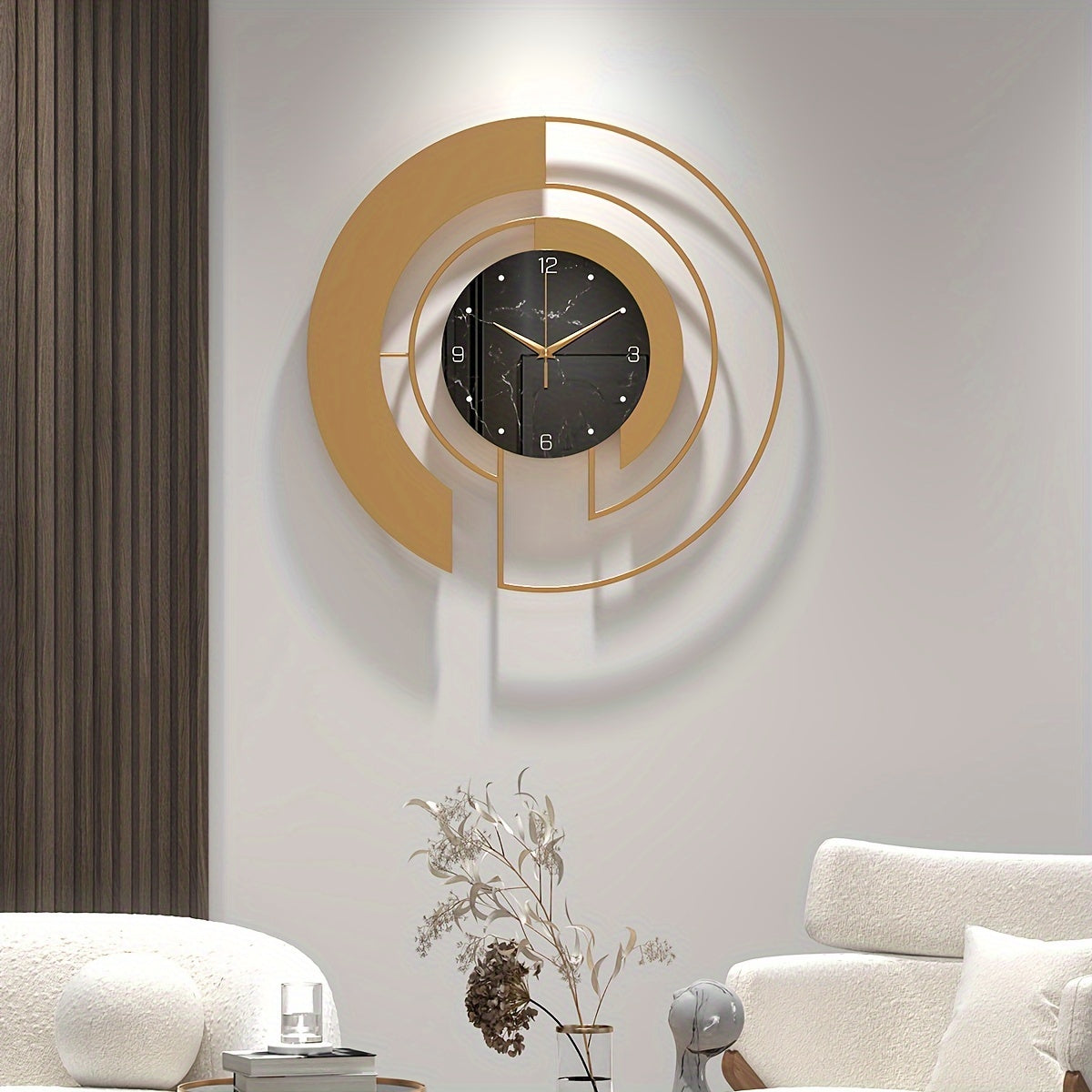 Valeria | Moderne Gouden Wandklok met Stijlvol Geometrisch Ontwerp