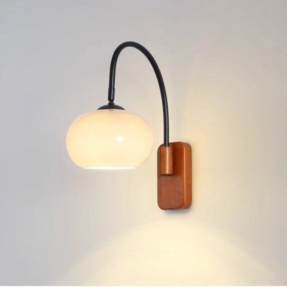 KakiBau | Draaibare Glazen Wandlamp