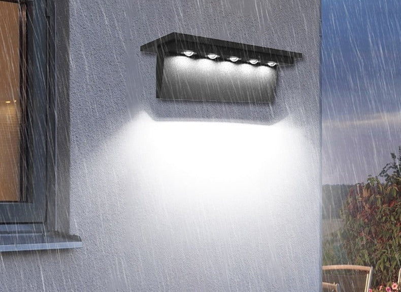 Helyon | Waterdichte buitenlamp met sensor