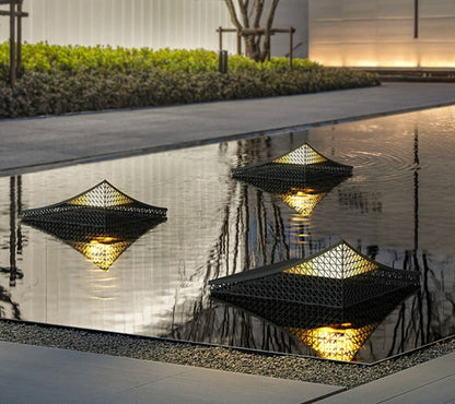 Orvia | Semi-Piramide Buitenlamp