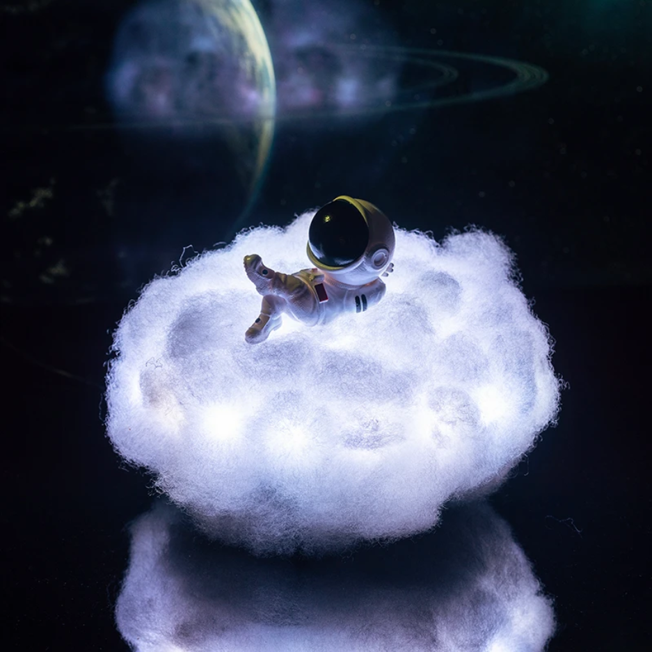 Astronaut Wolkenlamp - AstroCloud