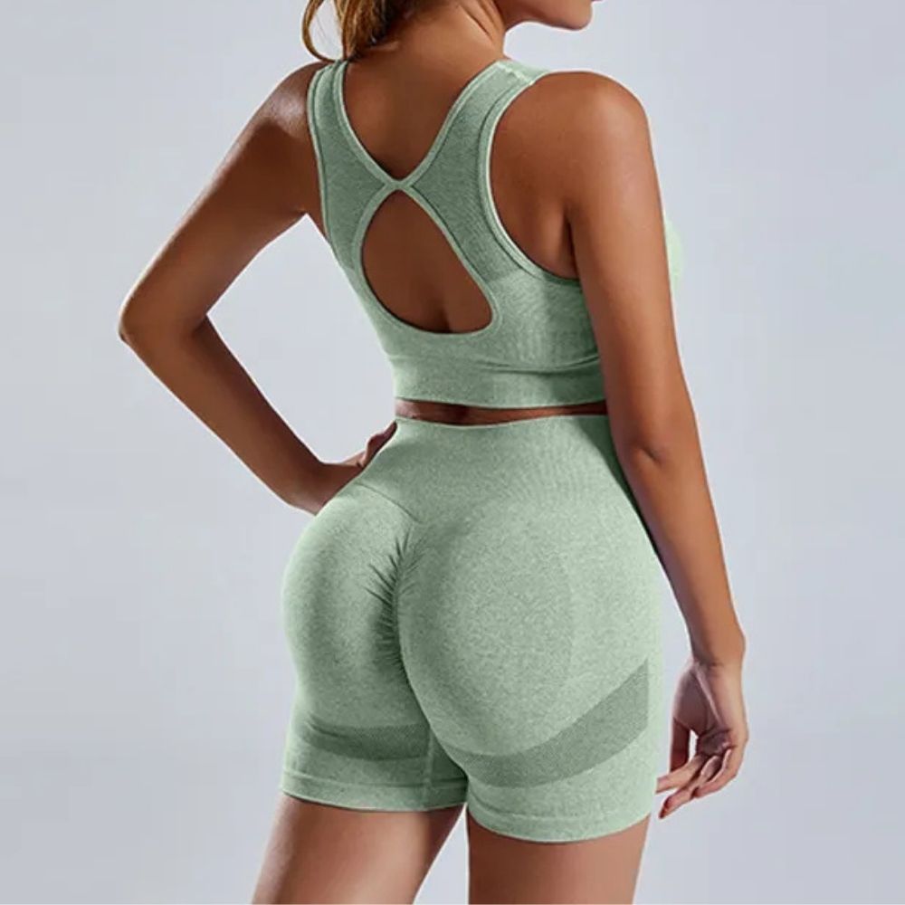 Rosalie | Women’s 2-Piece Yoga Set – Seamless Vest & High-Waist Shorts