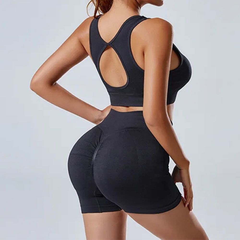 Rosalie | Women’s 2-Piece Yoga Set – Seamless Vest & High-Waist Shorts