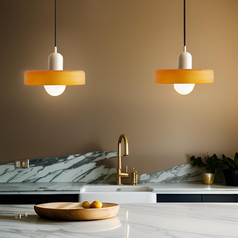 Macaron-  hanglamp met gekleurd glas en modern design
